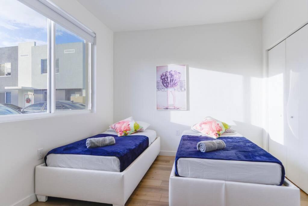 마이애미 Amazing Town House 15 Min From The Beach Wfree Parking 빌라 외부 사진